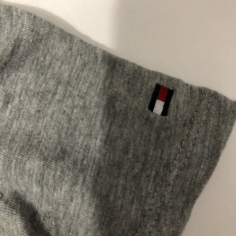 Men’s Tommy Hilfiger sailing gear tee - Picture 5 of 5